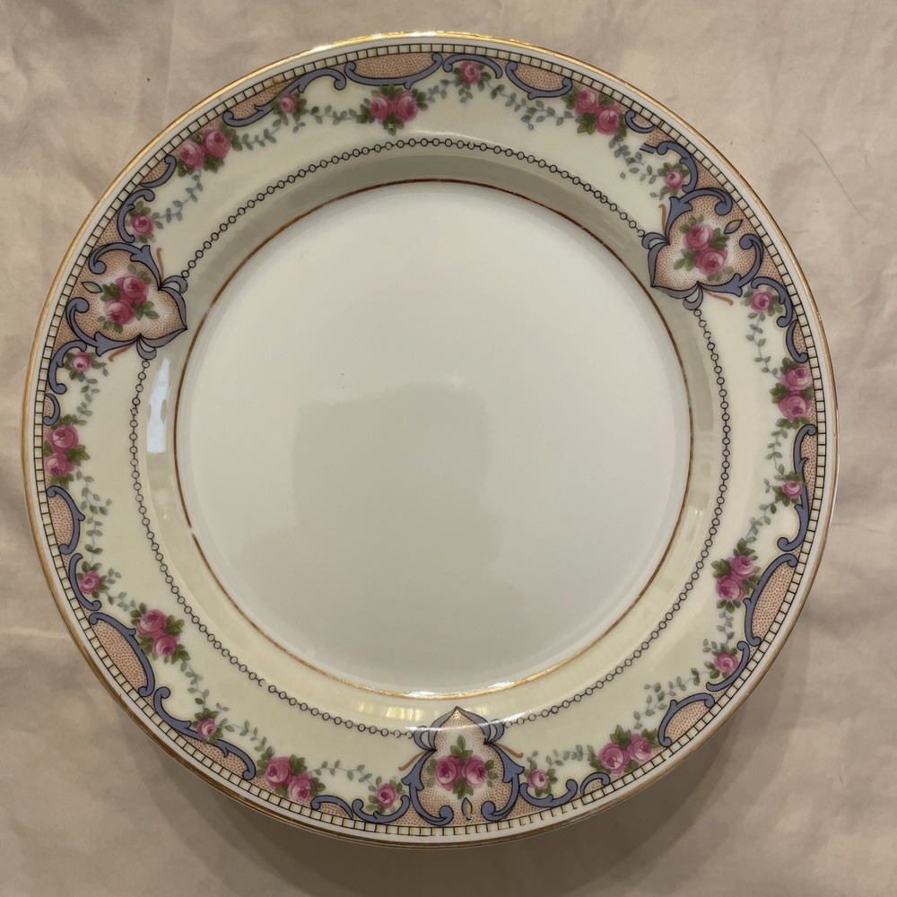Porzellanfabrik Heinrich & Co. Selb Bavaria Germany H&C 1930+ 6 1/4" bread plate